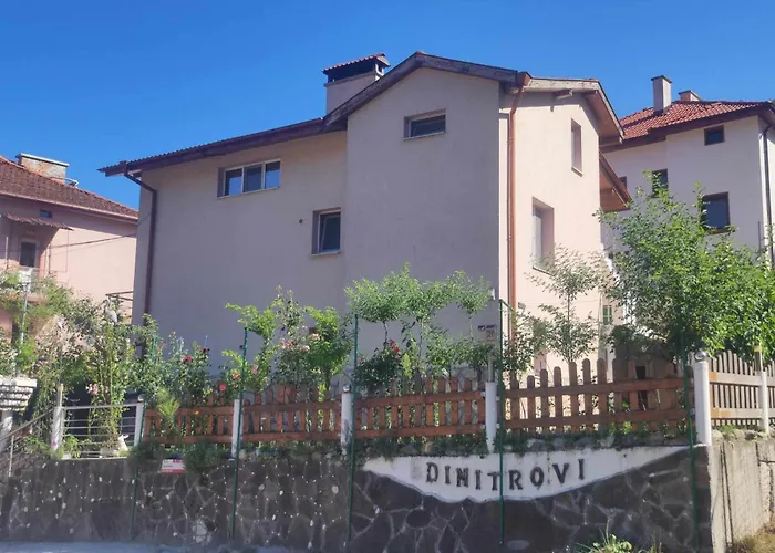 בית נופש димитрови Dimitrovi דבין